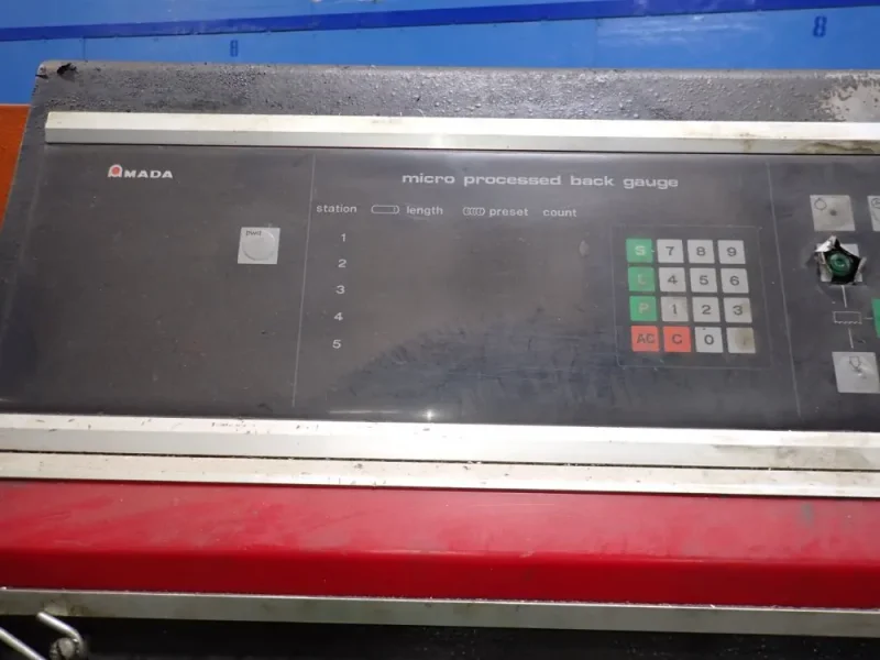 AMADA 20" X 20" HORIZONTAL BAND SAW  -  HFA-20S