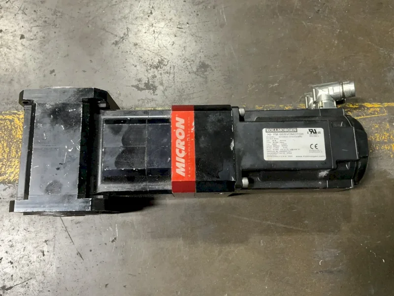 KOLLMORGEN PM SERVOMOTOR W/ MICRON GEARHEAD  -  AKM52K-ANCNDB00