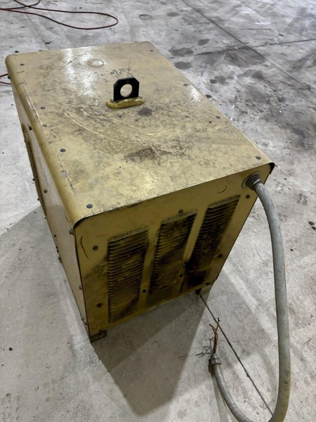 300 AMP HOBART MODEL #RC301 WELDER POWER UNIT: STOCK #21136