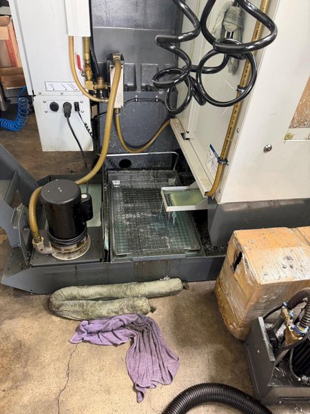 2013 HAAS VF-1 Vertical Machining Center Stock #: 81089213