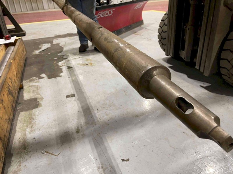 Used, 110-1/2&quot; x 3&quot; Diameter Boring Bar