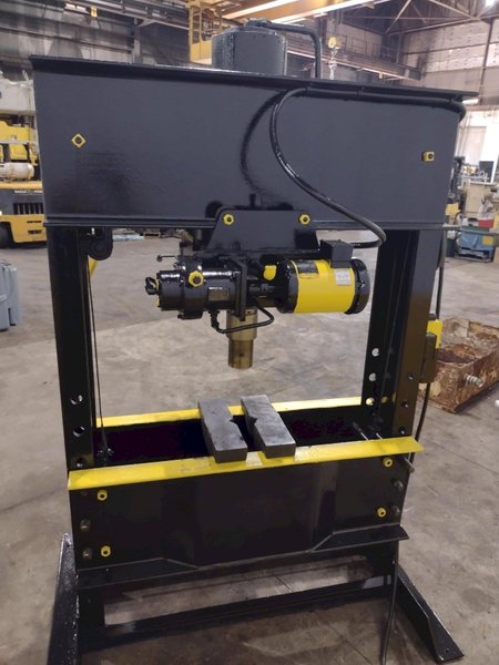 150 TON DAKE MODEL #5-150 H-FRAME HYDRAULIC PRESS: YOBRO #24689