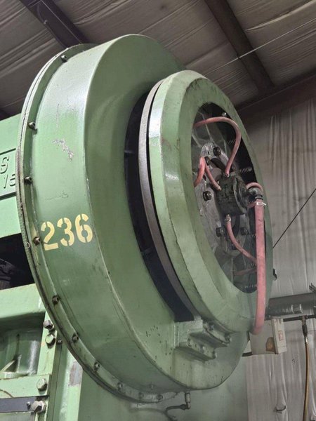 150 TON MINSTER G-150 GEARED OBI PRESS. STOCK # 1219125