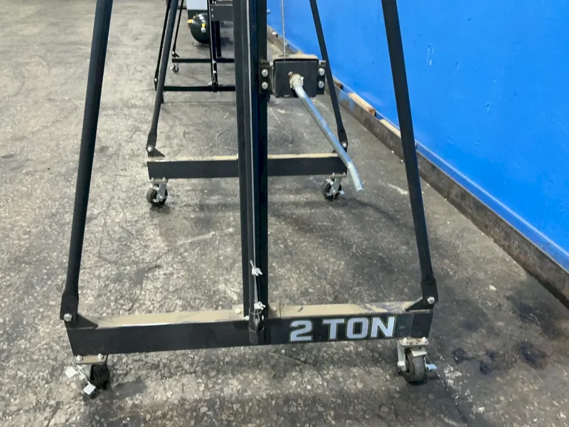 INGERSOLL RAND 2 METRIC TONS GANTRY CRANE