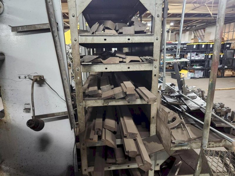 45 TON X 66" VERSON 2050 PRESS BRAKE W/ DIES. STOCK # 0219626.