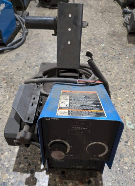 MILLER 70 SERIES WIRE FEEDER USED