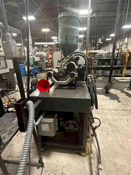 55 Ton, 2.97oz, Cincinnati Injection Moulding Machine, 12.8″ x 12.2″