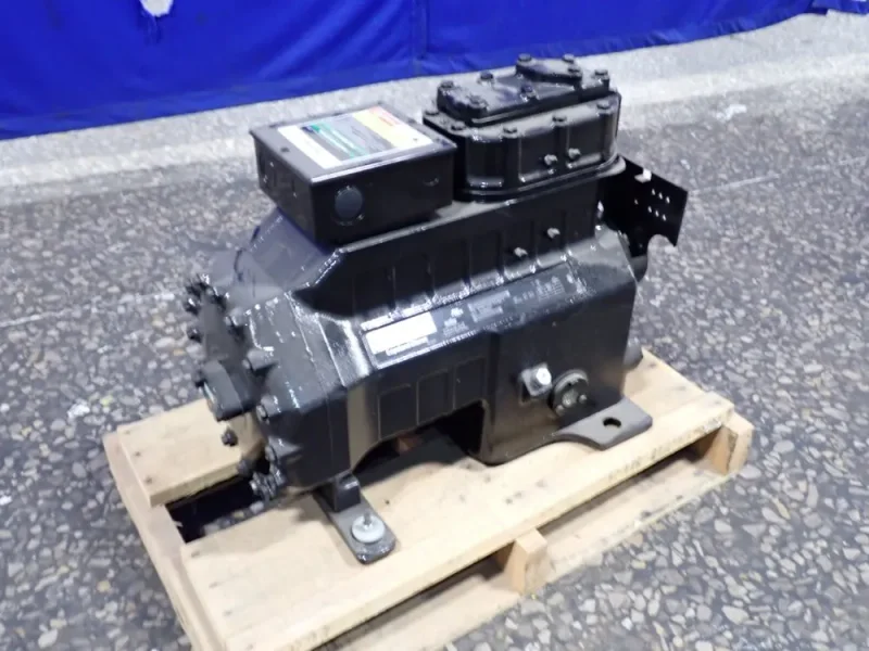 EMERSON REFRIGERATING COMPRESSOR  -  3DP3R12ME-TFD-800