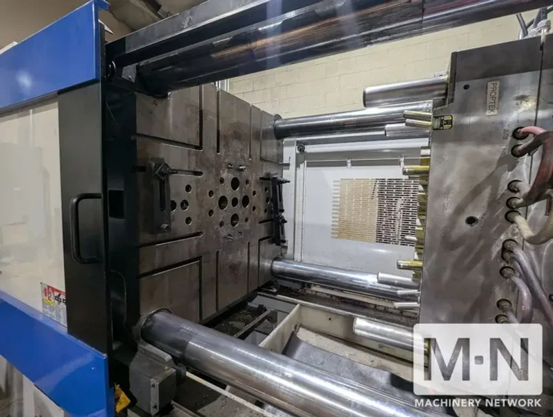 500 TON 68 OZ TOYO MODEL Si-500V ELECTRIC INJECTION MOLDING MACHINE MFG 2012