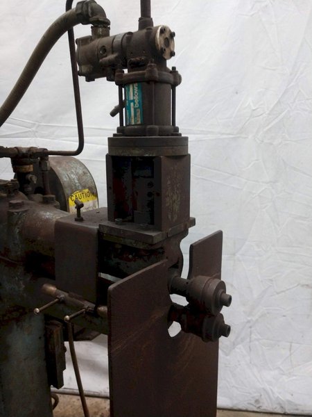 24 GAUGE DUAL HEAD LOCKFORMER BEADER: STOCK #12660