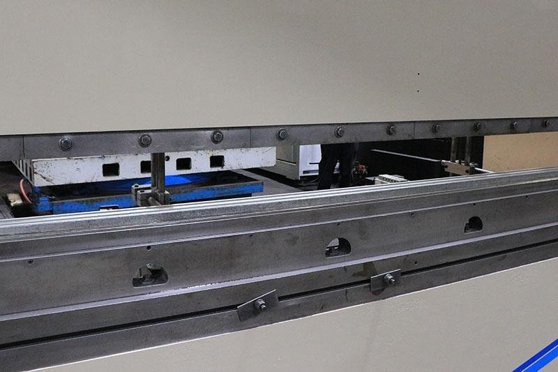 140 Ton x 12' Wysong Hydraulic Press Brake Model MTH-140-144