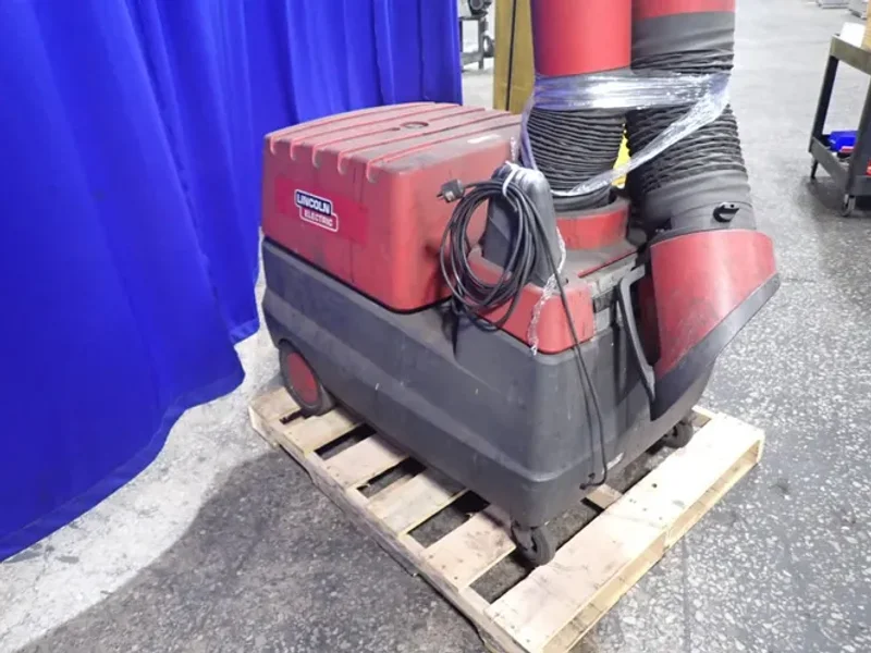LINCOLN ELECTRIC FUME EXTRACTOR   -  MOBLFLEX 200-MCFL