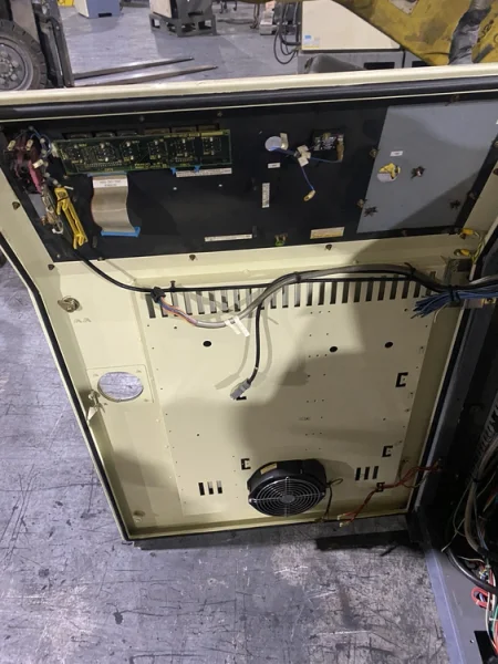 FANUC – R-2000iA/165F w/ R-J3iB Controls USED **Teach Pendant NOT INCLUDED
