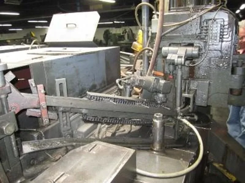 1012 National 4D Long Stroke Boltmaker