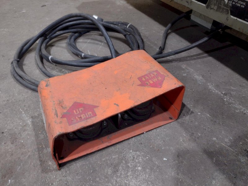 4000 LBS SOUTHWORTH MODEL #LS4-48W HYRAULIC SCISSOR LIFT TABLE 110V: STOCK #20937