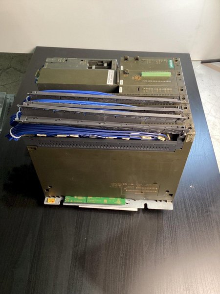 SIEMENS S7-400 Combo PS405 CPU416F PN/DP CP443-1 + (4) SM422 Modules USED
