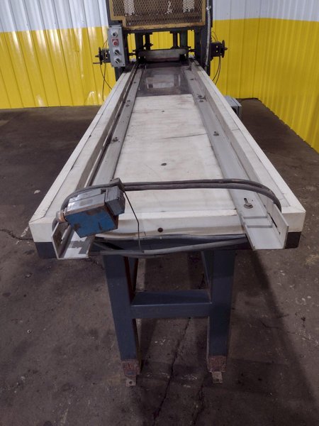 HORIZONTAL MOTORIZED CONVEYOR: STOCK #19562