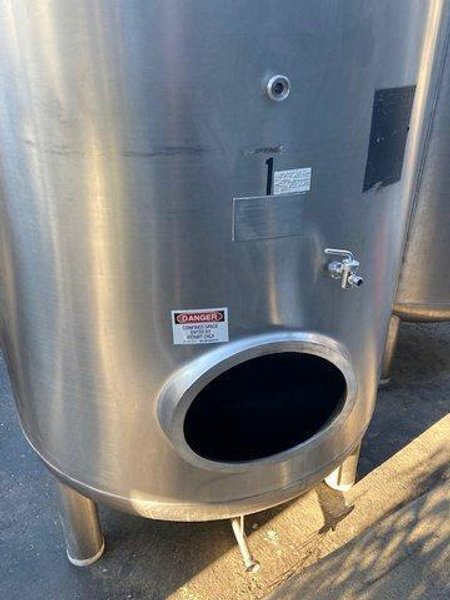 863 Gallon Kaspar- Schulz Stainless Steel Tank, 1989 – CIP