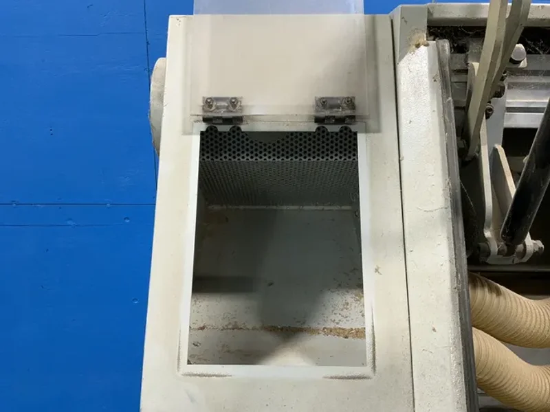 POLYMAC SINGLE-SIDED AUTOMATIC EDGEBANDER  -  AKRON 855