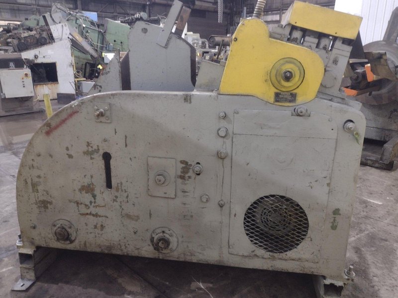 4,000 LBS X 18" LITTELL MODEL #CC40 COIL CRADLE STRAIGHTENER: YOBRO #24883