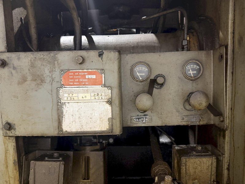 60 TON BLISS MODEL #C60 OBI PRESS 4" STROKE: YOBRO #24271