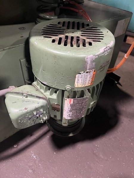 Ultramatic Vibratory Finishing Mill Model: VB100  New: 1995