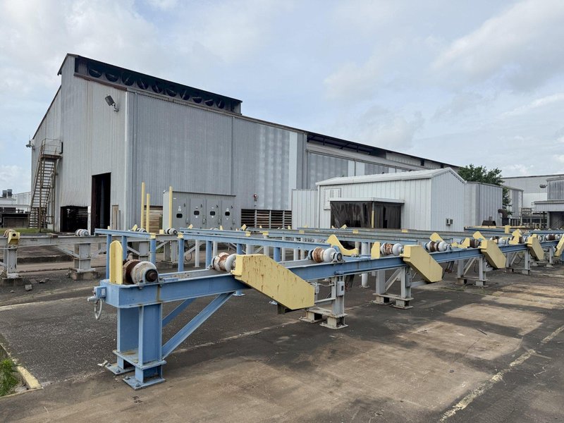 2000 TON HEAVY DUTY 4-POST HYDRAULIC PRESS, USED FOR STRAIGHTENING PIPE &amp; BAR: YOBRO #25137