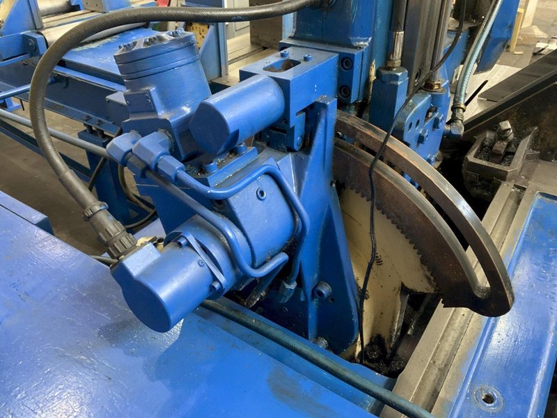 18" X 20" MARVEL MODEL #81APC II VERTICAL BAND SAW: STOCK #80861