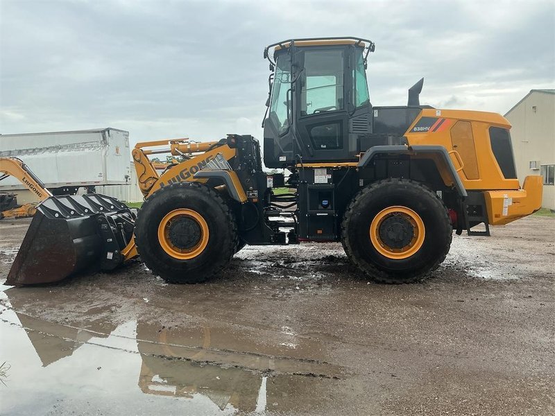 2023 LIUGONG 838 HV