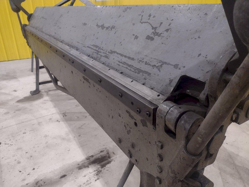 8' X 18 GAUGE CHICAGO DREIS &amp; KRUMP MODEL #818 MANUAL  HAND APRON BRAKE: STOCK #20395