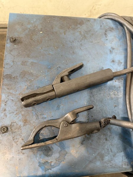 MILLER DIALARC HF CONSTANT CURRENT AC/DC ARC WELDING POWER SOURCE. STOCK # 0430326