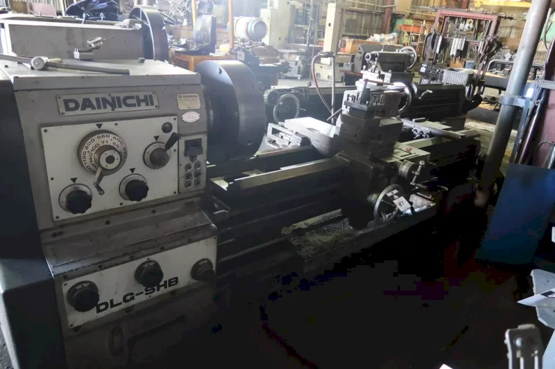 DIANICHI DLG-SHB 63X200 Manual Lathes