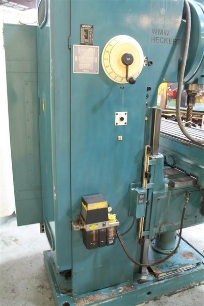 HECKERT FSS 400/S VERTICAL MILL: STOCK #61355