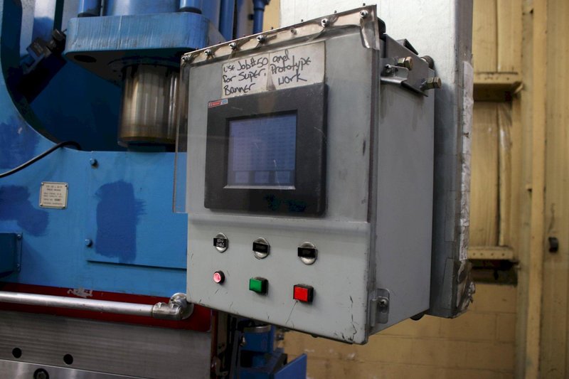 175 TON X 12' CINCINNATI CB HYDRAULIC PRESS BRAKE STOCK: 74778