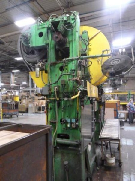 135 TON BLISS MODEL 306 STRAIGHT SIDE SINGLE CRANK TRIM PRESS