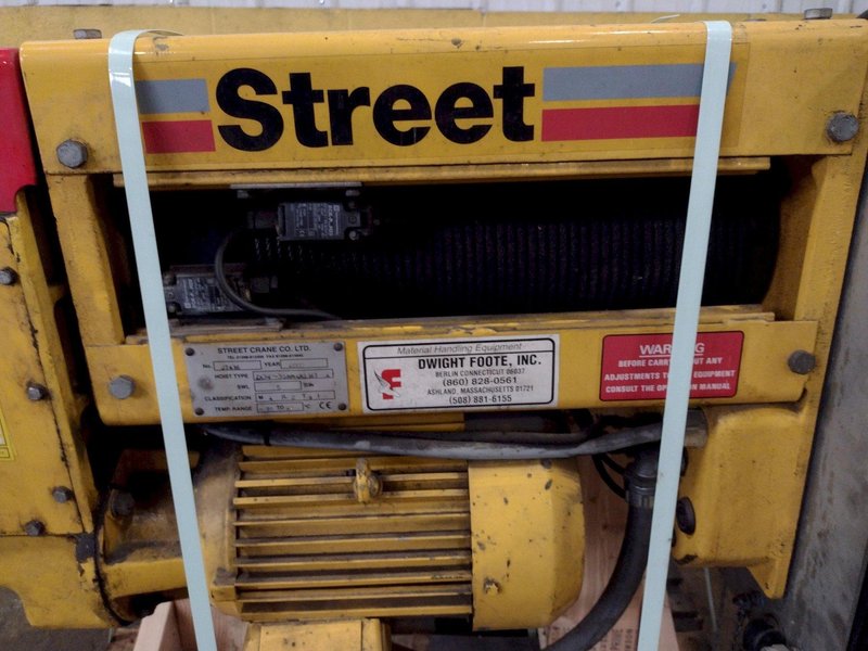 5 TON STREET CRANE MODEL #ZX34 POWERED CABLE HOIST: STOCK #17928