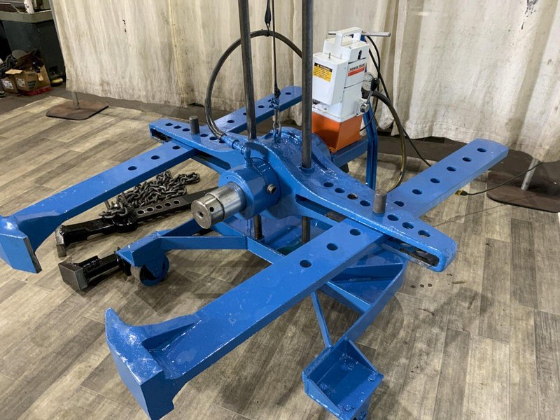 100 TON POWER TEAM HORIZONTAL HYDRAULIC WHEEL PULLER: STOCK #81066