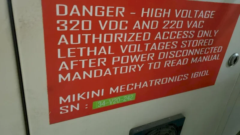 2011 MAKINO 1610L | CNC Machines