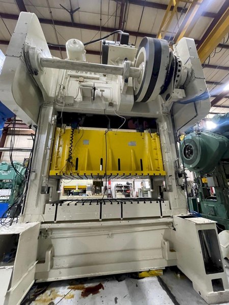 500 ton Bliss SC2-500-108-54 Used Straight Side Mechanical Metal Stamping "Link Drive" Press, Year New 1989, Rebuild is Complete and Ready To Ship!
