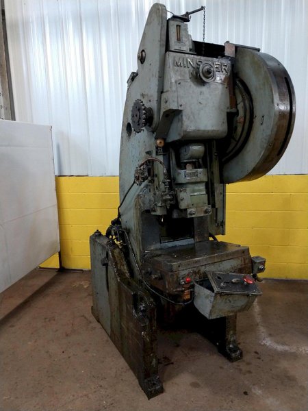 32 TON MINSTER #4 OBI PRESS: STOCK: #12447