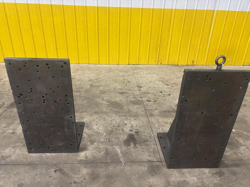 (2) 18&quot; X 18&quot; X 36&quot; X ANGLE PLATES:YOBRO #24037