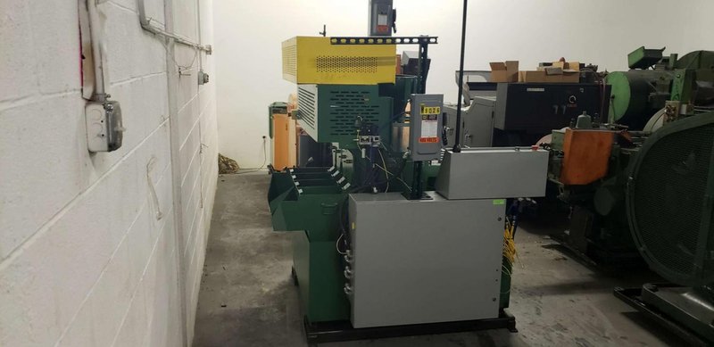 5/16″ 4 Spindle Dah Lian Tapper (New Motors)