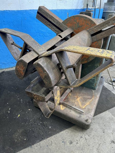 4000 LB X 30&quot; AMERICAN MOTORIZED COIL REEL: STOCK #77803