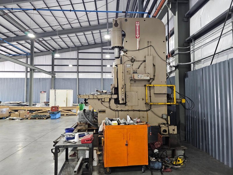 20&#039; X 1/2&quot; CINCINNATI 4SE-20 FSU III HYDRAULIC SQUARING SHEAR. STOCK # 1006825