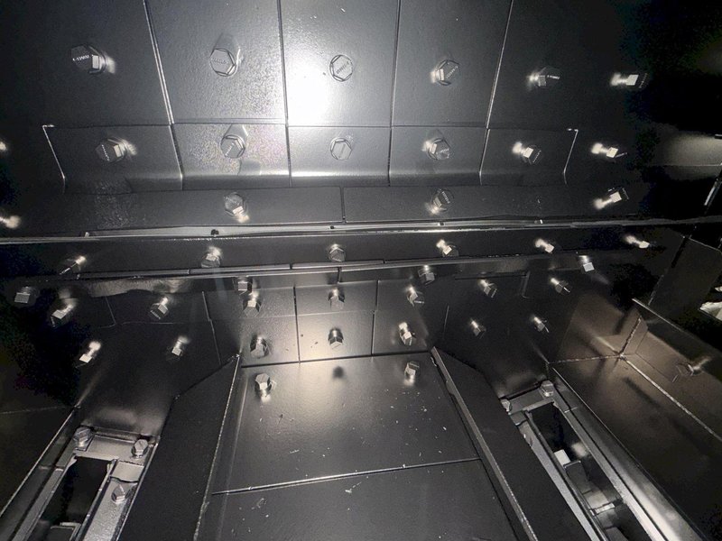 36" x 48" x 8 WHEEL PANGBORN ROTOBLAST PASS THROUGH HANGING CONVEYOR SHOT BLAST MACHINE: YOBRO #24717