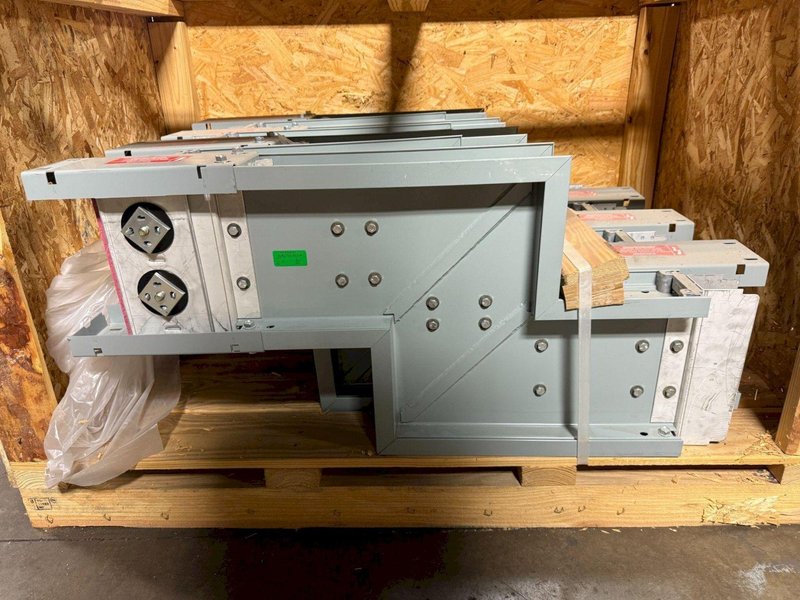 ABB 2500A Spectra Series Copper Flat Offset (Right) INDR, 600V, 3PH, 3G NEW