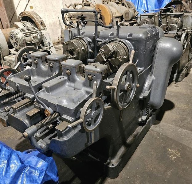 2-1/2&quot; LANDIS DOUBLE PIPE AND NIPPLE THREADER