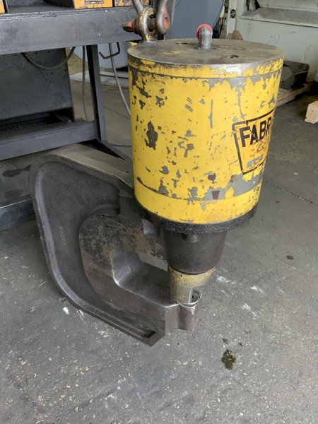 80 TON FABRILINE MODEL FP-80 HYDRAULIC C-FRAME FLANGE PUNCH: STOCK #81508