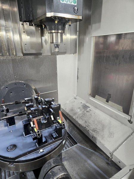 2019 Haas UMC-1000 5-Axis CNC Vertical Machining Center For Sale