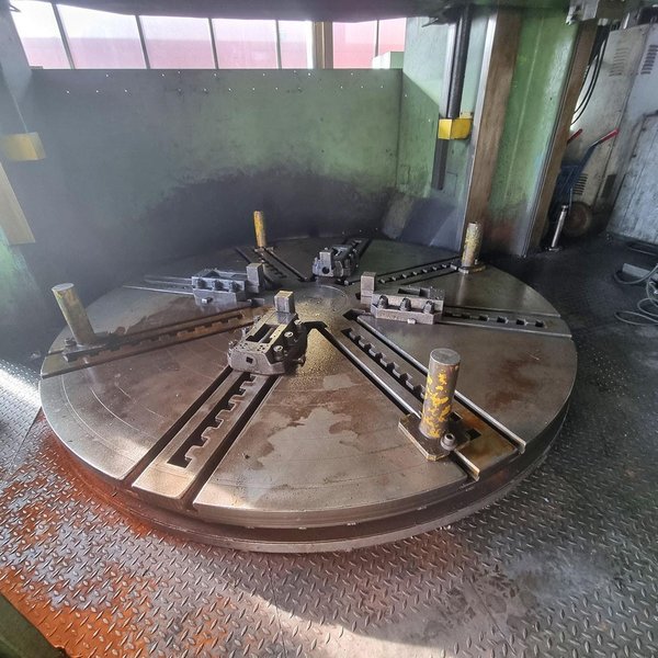 Blansko Tos - SKD 32B Ø 3500 mm CNC